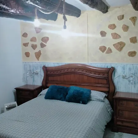Casa De Pueblo Garcia Marquez Holiday home Geldo